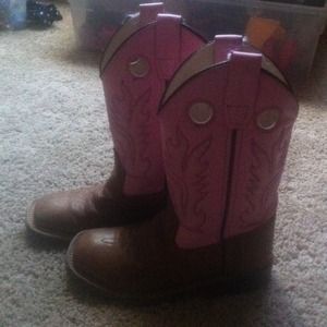 SOLD*💙💙*Cute pink leather cowboy boot for girls