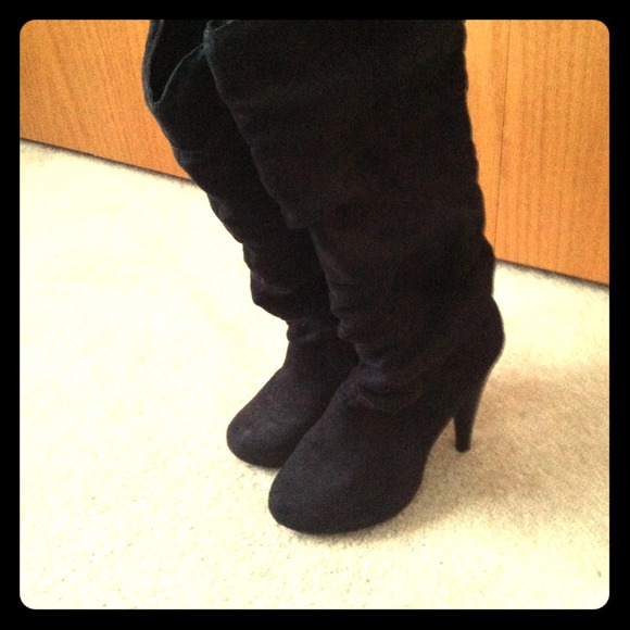 🌟Reduced🌟 Black heel boots - Picture 1 of 3