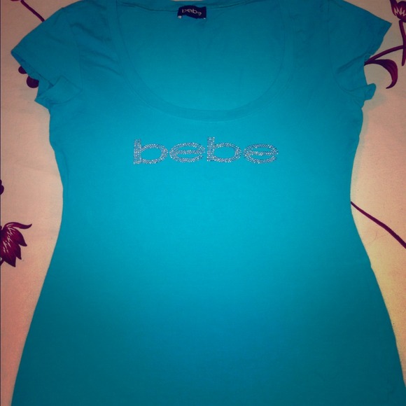 Super cute Bebe top