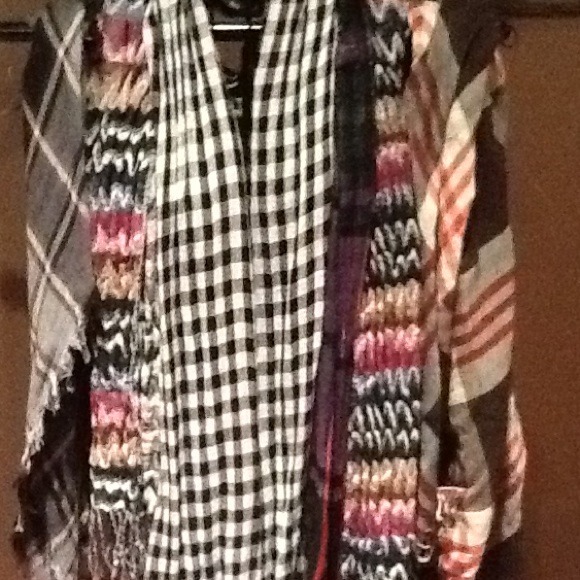 Scarfs