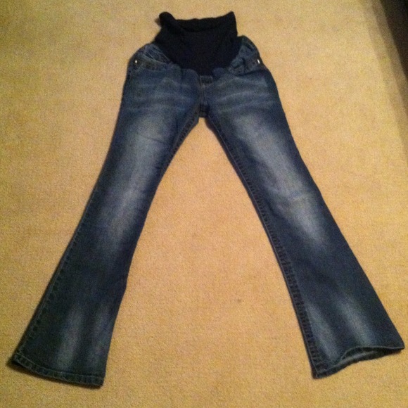 Maternity jeans!!