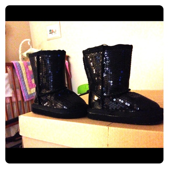 Baby Girl Size 2 Sequin Boots