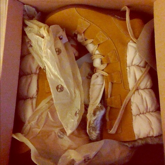 Sold 💔 Timberland Size 9 Tall Lace Up boots 💔