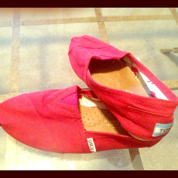 TOMS