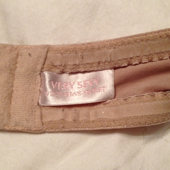 Victoria Secret Bra - Picture 3 of 3