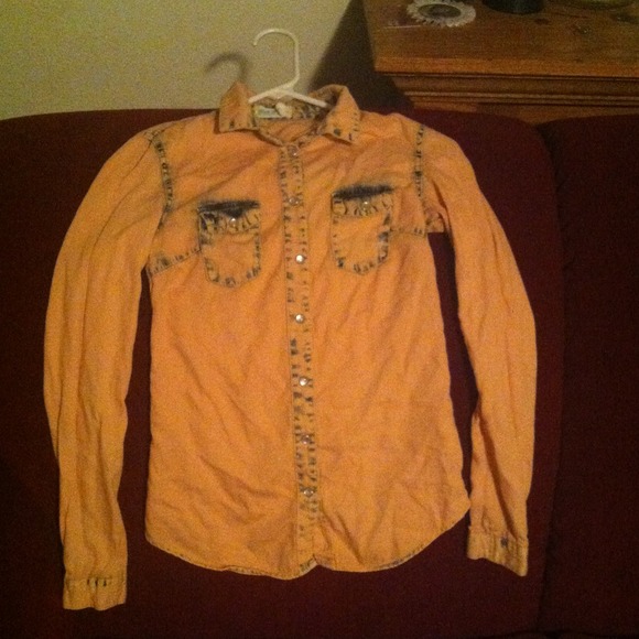 Peach bleached denim top..