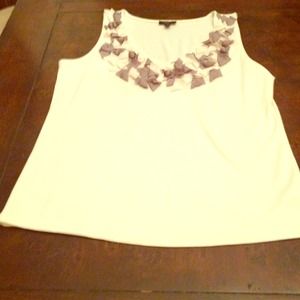 Talbots off white tank with accents.