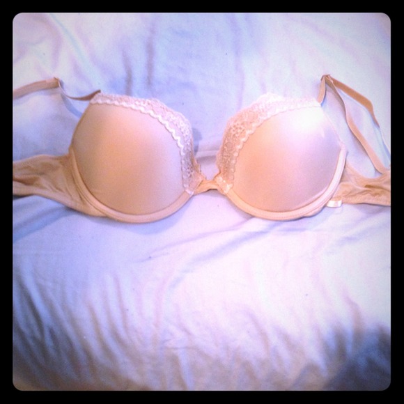 Nude bra! Never worn.