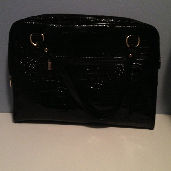Black snake print laptop case