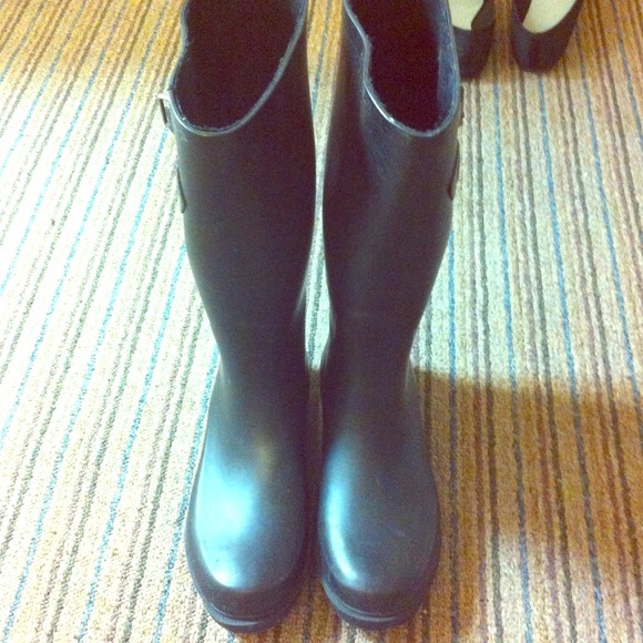 Aldo rain boots