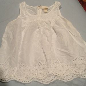 White cotton top with lace at bottom