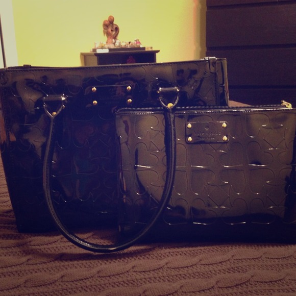 🔴SOLD🔴Kate Spade Black Tote & Cosmetic Pouch