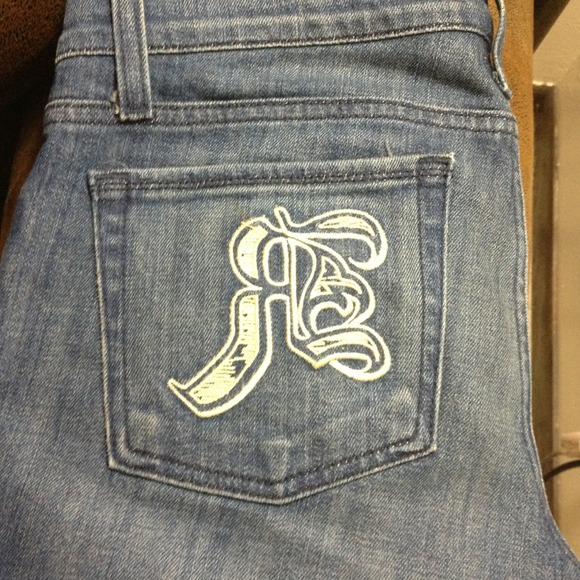 Rock & Republic "Stella" Straight Leg - 27 x 35