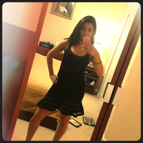 Little Black Bebe Dress ON HOLD *@aubrir*