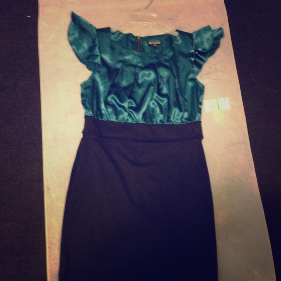 ❤Sold❤Teal and black dress