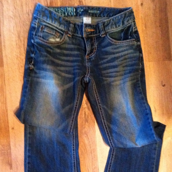 ❤❤bundled for flutter❤❤Mossimo jeans with bling