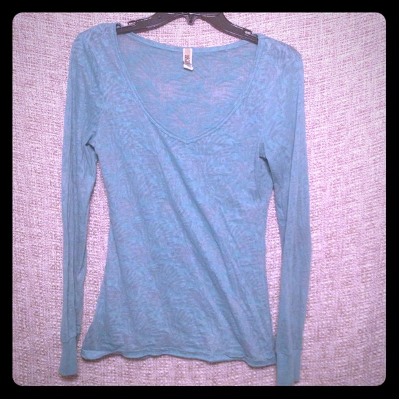 Buckle Tops - BKE sheer long sleeve top