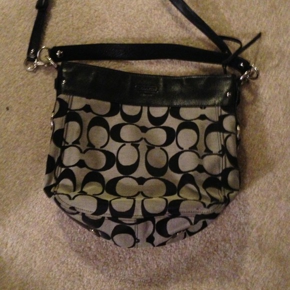 Coach Crossbody Bag - Picture 2 of 3