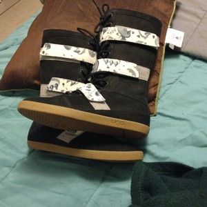 Unique Uggs, cute and stylish. Make me an offer