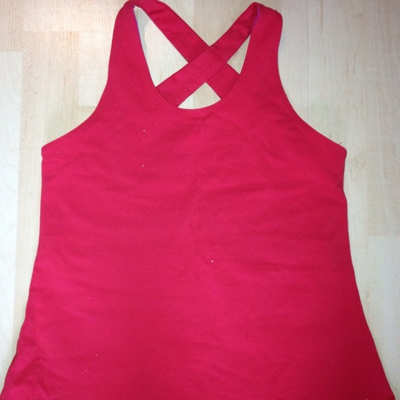 Lululemon tank