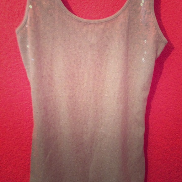 🎀REDUCED Sequin tank