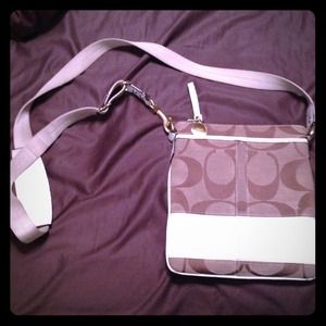 ❗Authentic Coach cross body❗ NEW PRICE