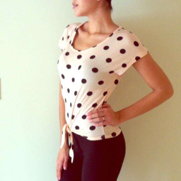 Tops - SOLDinBUNDLEwith Black Polka Dots Tied Top S