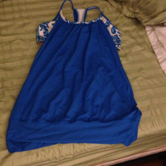 TRADE: Lululemon tank