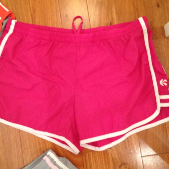 Sold! Bundle of old navy shorts - Picture 2 of 4