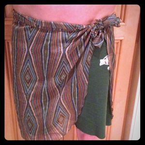 Very pretty swimsuit coverup or scarf