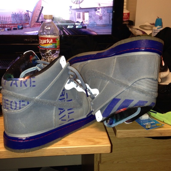 Galaxy Nike Dunks size 13