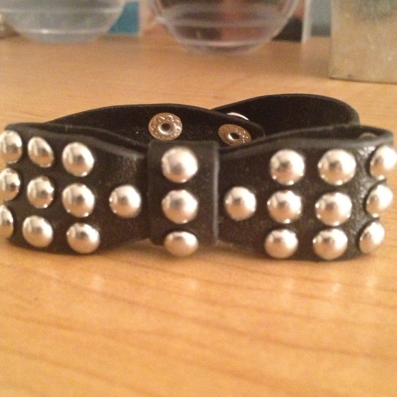 🚫Sold in bundle🚫 - Picture 2 of 4