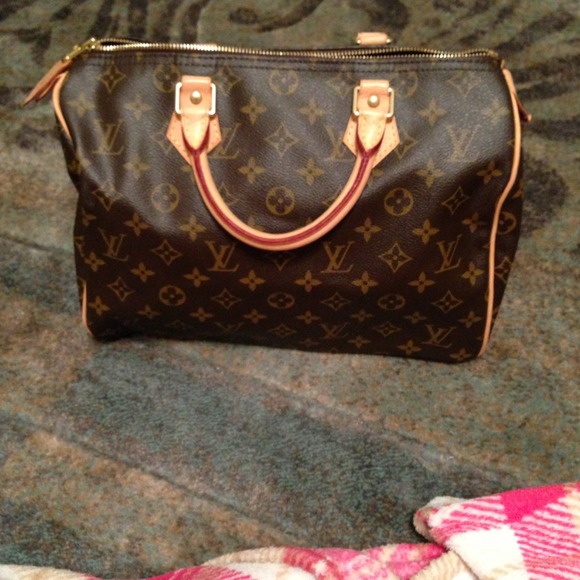 🚫SOLD🚫Authentic Louis Vuitton Speedy 30