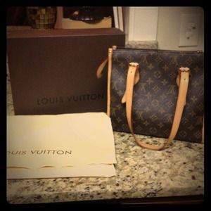 Authentic Louis Vuitton Popincourt. Will negotiate