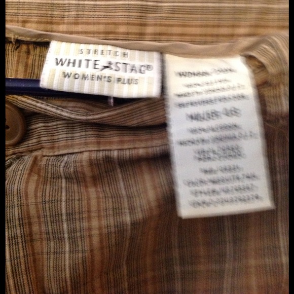 Capri's - Picture 3 of 3