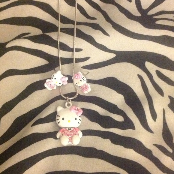 SOLD!!!❤️❤️❤️❤️Hello kitty