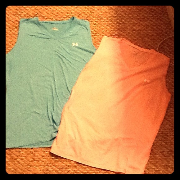 💥SOLD💥Two Under Armour Work Out Shirts