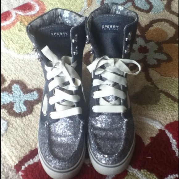 **SOLD** Sperry Glitters boots size 9 - Picture 2 of 4