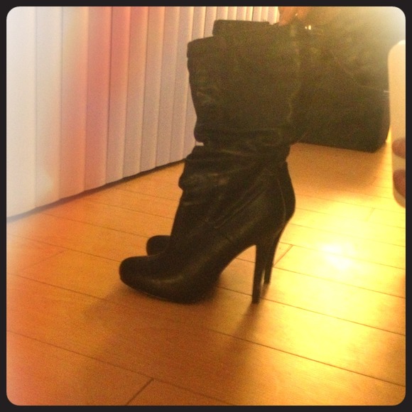 Black Hill Boots