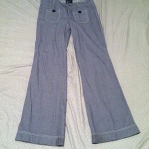 Nave blue and white american eagle dress pants. 6L