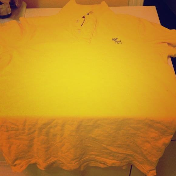 ***SOLD*****Men's Yellow Abercrombie & Fitch polo