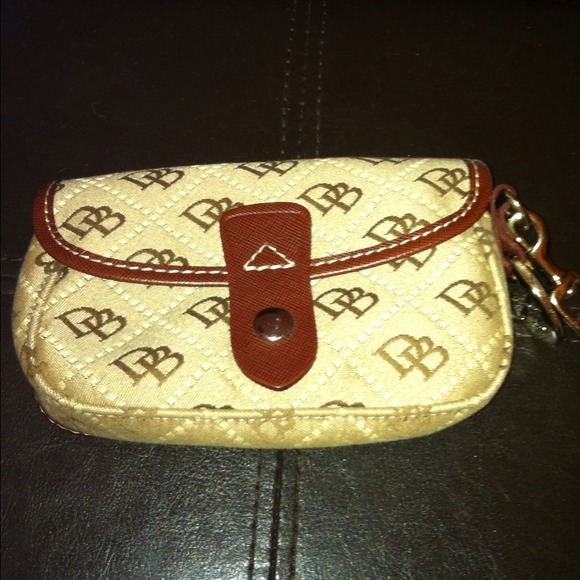 Clutches & Wallets - 🌺DB AUTHENTIC WRISTLET🌺REDUCED TODAY ONLY