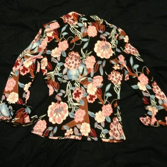 Blouse - Picture 4 of 4