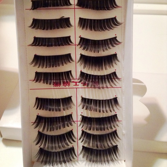 False lashes