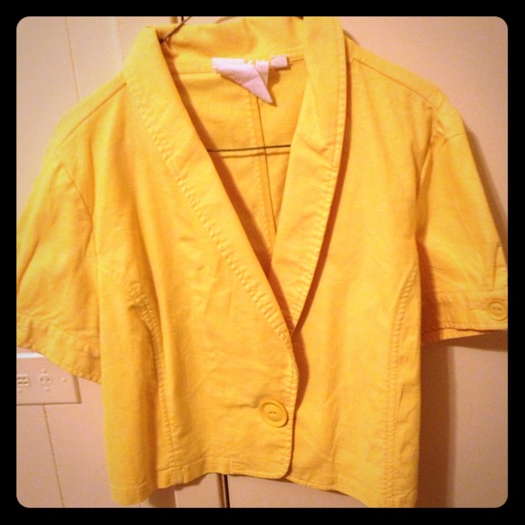 Sunshine yellow half jacket