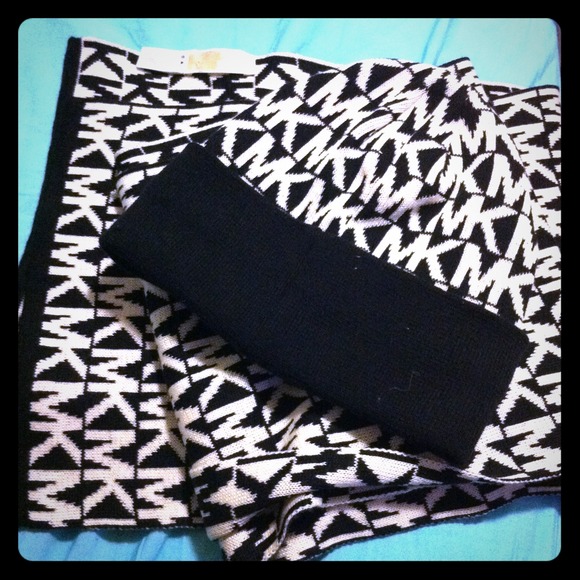 Authentic MK scarf & beanie set