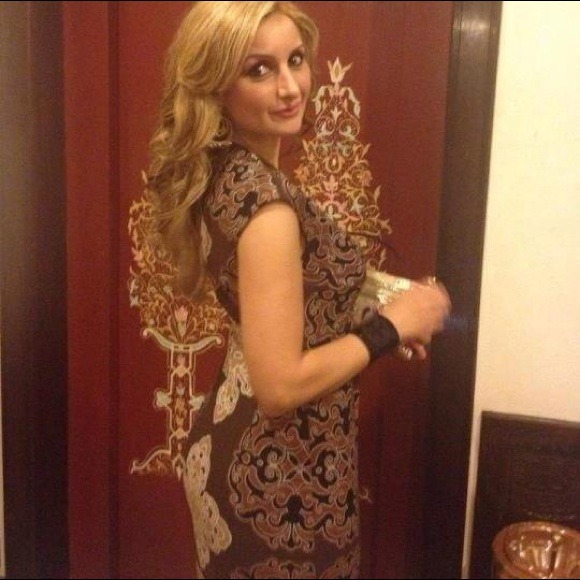 Reserved bundle  Cache brown pattern dress