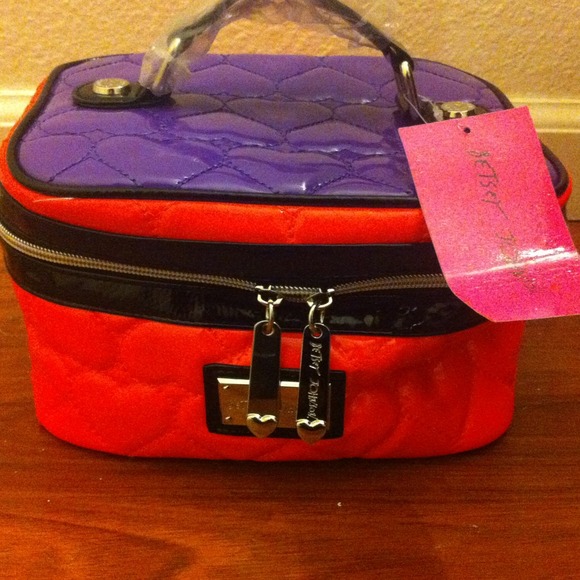 Betsey Johnson / urban decay