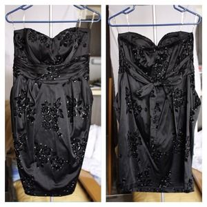 Black evening strapless dress