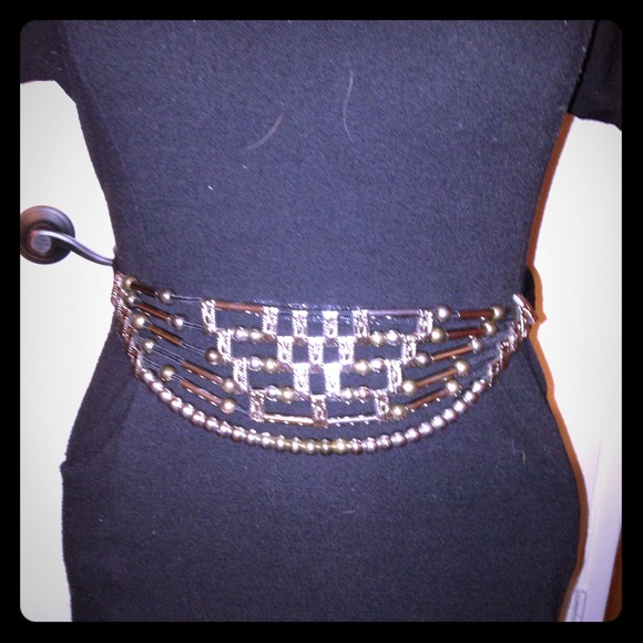 ?TRADED?Chain belt